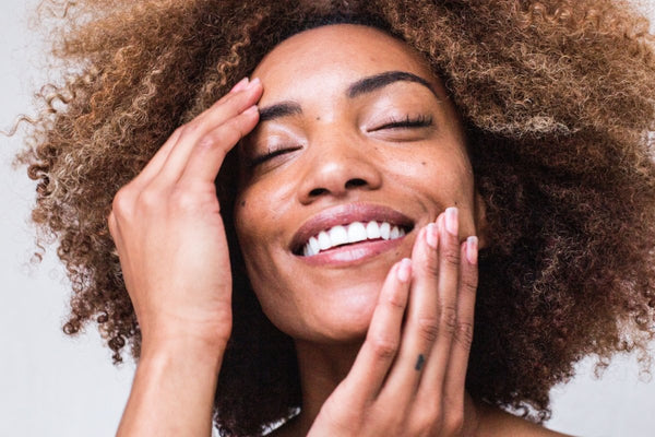 Keeping Your Skin Glowing | An Internal and External Perspective | butterbykeba.com